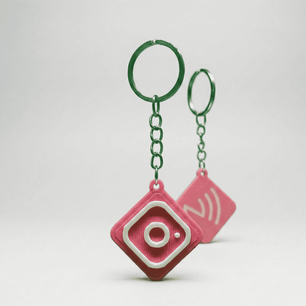 Pembe renkli Instagram NFC akıllı anahtarlık ana görünüm